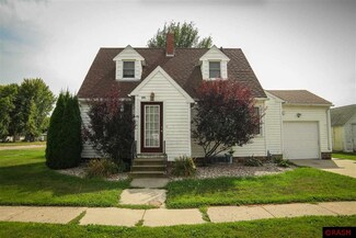 106 1st Ave SW, Winnebago, MN 56098