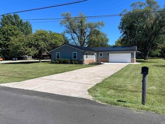 9204 N Shaffer Rd, Muncie, IN 47303