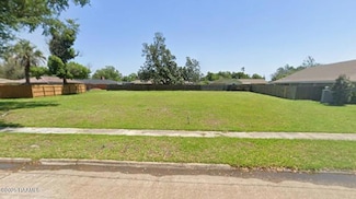 305 Ashland St, Lake Charles, LA 70605