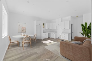 8512 Wilbur Ave, Los Angeles, CA 91324