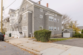 404 Bradford Ave, Fall River, MA 02721