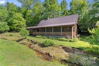 1154 Woodrow Place, Lenoir, NC 28645