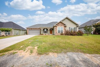 202 Ledford Way, Bonaire, GA 31005