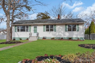 76 Appleby Ave, Old Bridge, NJ 08857