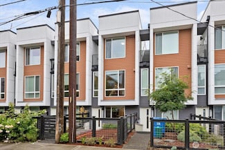 9030 18th Ave SW Unit E, Seattle, WA 98106