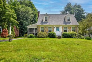 46 Park St, Dedham, MA 02026