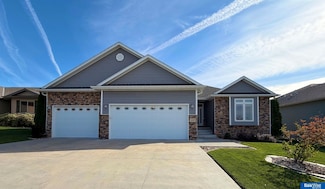 1166 N 99th St, Lincoln, NE 68527