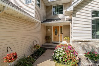 13327 Hynes Rd, Rogers, MN 55374