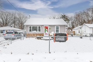 230 Stahl Ave, Washington, IL 61571