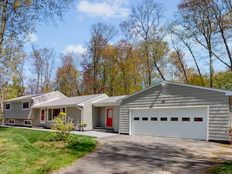 40 Todds Rd, Ridgefield, CT 06877