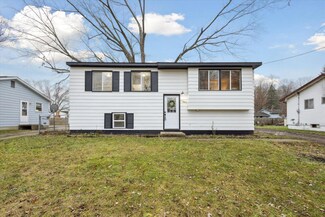 5634 Cabot St, Portage, MI 49002
