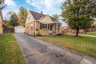 53 Catalpa Ave, Greendale, IN 47025