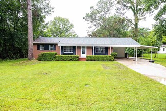 1003 N 1st St, Fort Valley, GA 31030
