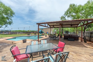 109 Fry Blvd, Tuscola, TX 79562