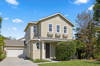 939 Oakes St, East Palo Alto, CA 94303