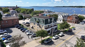 18 State St Unit 3E, Bristol, RI 02809