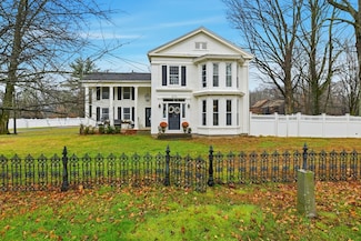 271 N Grand St, West Suffield, CT 06093