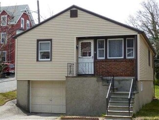 38 Linwood St, Lynn, MA 01905