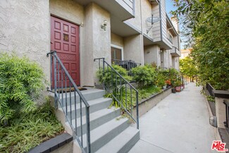 12416 Magnolia Blvd Unit 8, Valley Village, CA 91607