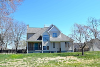 78 Center St, Crown City, OH 45623