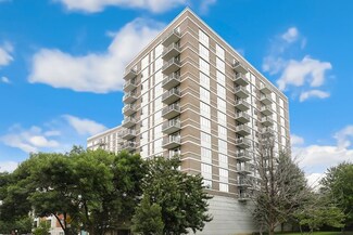 1515 S Prairie Ave Unit 1004, Chicago, IL 60605