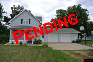 31052 565th Ave, Winthrop, MN 55396