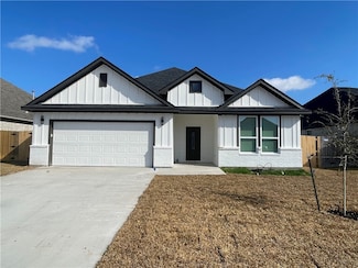 2908 Goldberg Dr, Bryan, TX 77808