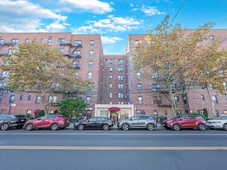 71-11 Yellowstone Blvd Unit 5K, Forest Hills, NY 11375