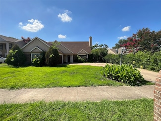 1705 Huntington Dr, Mesquite, TX 75149