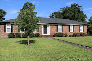 3590 Rosewood Dr, Lumberton, NC 28358