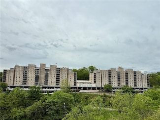 2160 Greentree Rd Unit 305W, Pittsburgh, PA 15220
