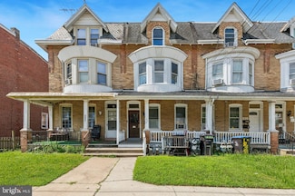 636 W Lafayette St, Norristown, PA 19401