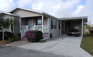 21 Village Dr, Vero Beach, FL 32966