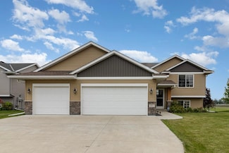 203 Kennedy Ave NW, New Prague, MN 56071