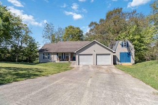 198 Amber Ln, Hustonville, KY 40437