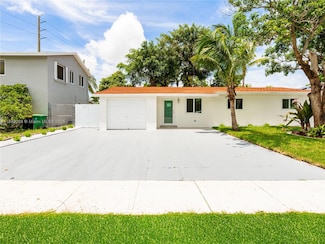 254 SW 4th St, Dania, FL 33004