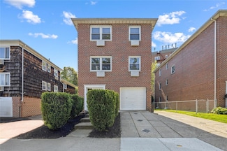 253-10 W End Dr, Flushing, NY 11362