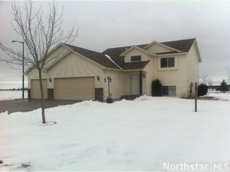 1103 1103 7th Ave NW, Rice, MN 56367
