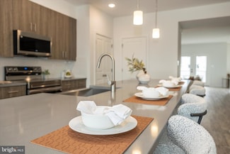 716 Iron Forge Rd, Frederick, MD 21702