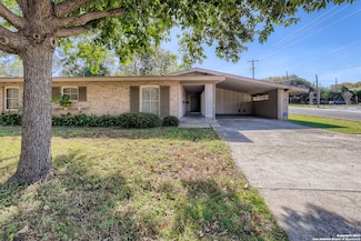102 Oakhurst Place, San Antonio, TX 78209