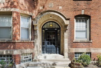 5331 S Harper Ave Unit 1, Chicago, IL 60615