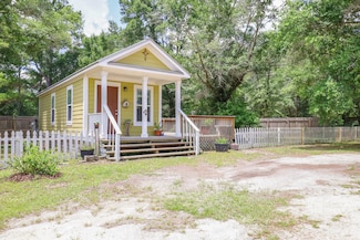 161 Caswell Branch Rd, Freeport, FL 32439