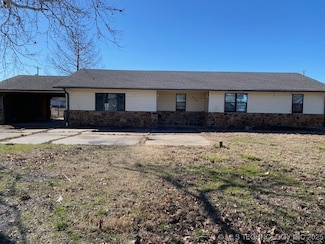 503 NW 7th St, Wagoner, OK 74467