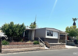 83 Eagle Ln, Bakersfield, CA 93308