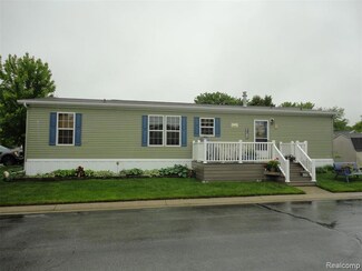 501 Kinloch, Temperance, MI 48182