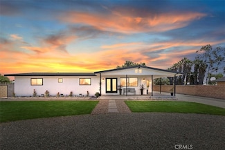 2040 White Horse Ln, Norco, CA 92860