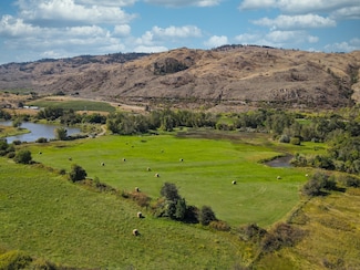 1640 Highway 7, Oroville, WA 98844