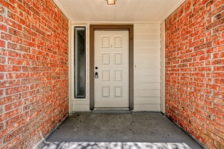 9814 Paddock Park Dr, Houston, TX 77065