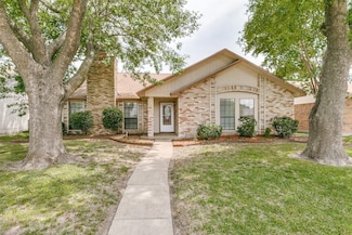 9306 Grant Dr, Rowlett, TX 75088
