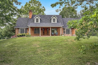 5197 Mountain Pass Rd, Troutville, VA 24175